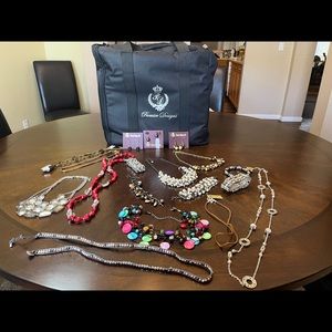 Premier Designs Miscellaneous Jewelry. 18 pieces in total.
